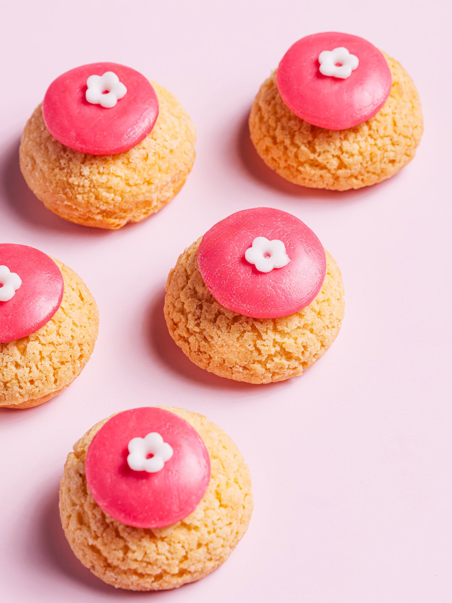 Chou au yaourt à la framboise